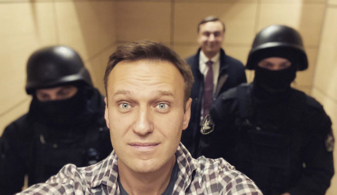 Омская больница не соглашается на отправку Навального в Германию